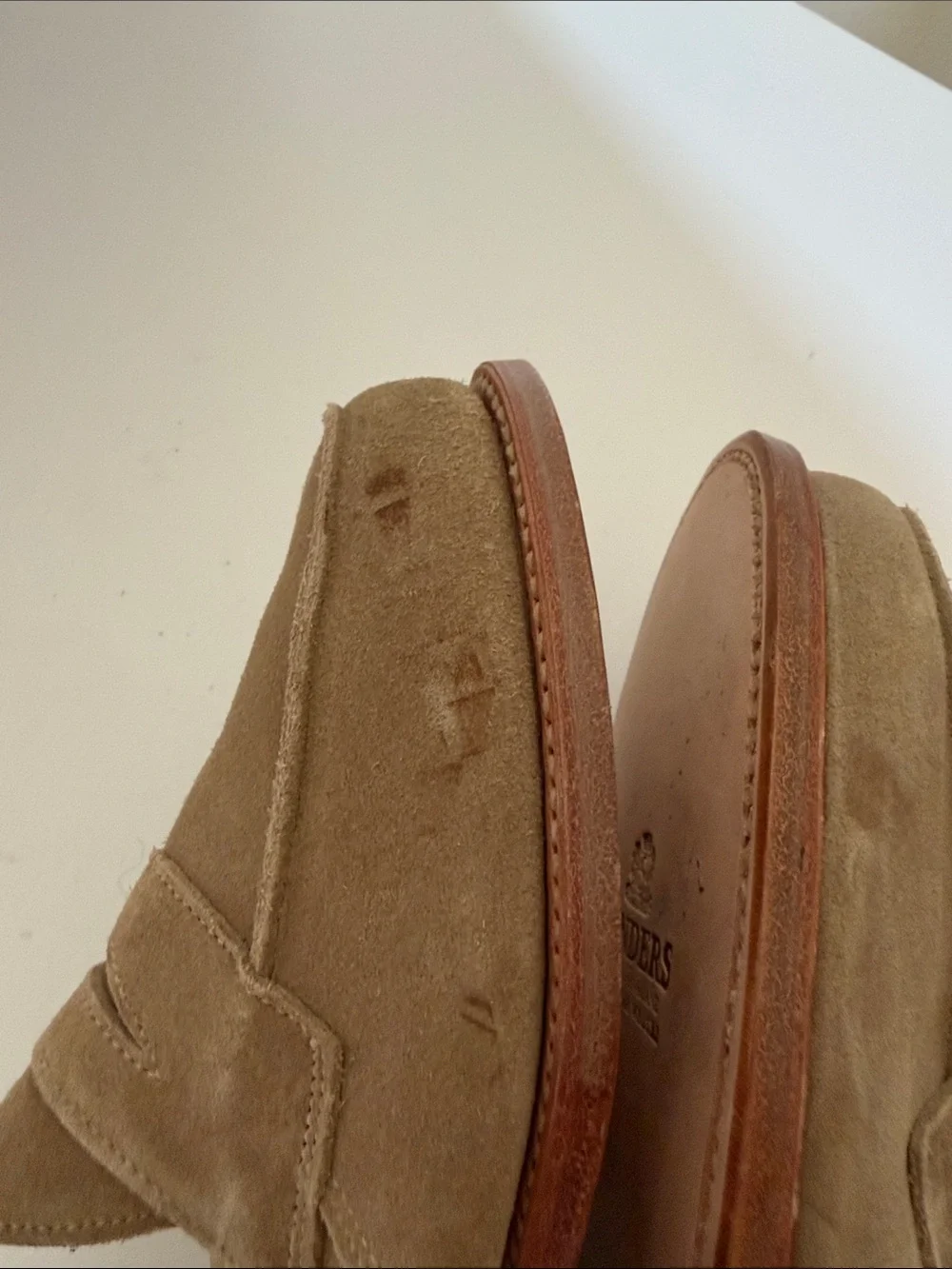 Todd Snyder X Sanders Men's Suede Tan Penny Loafers  Sz 10.  New/Flawed. Tub9